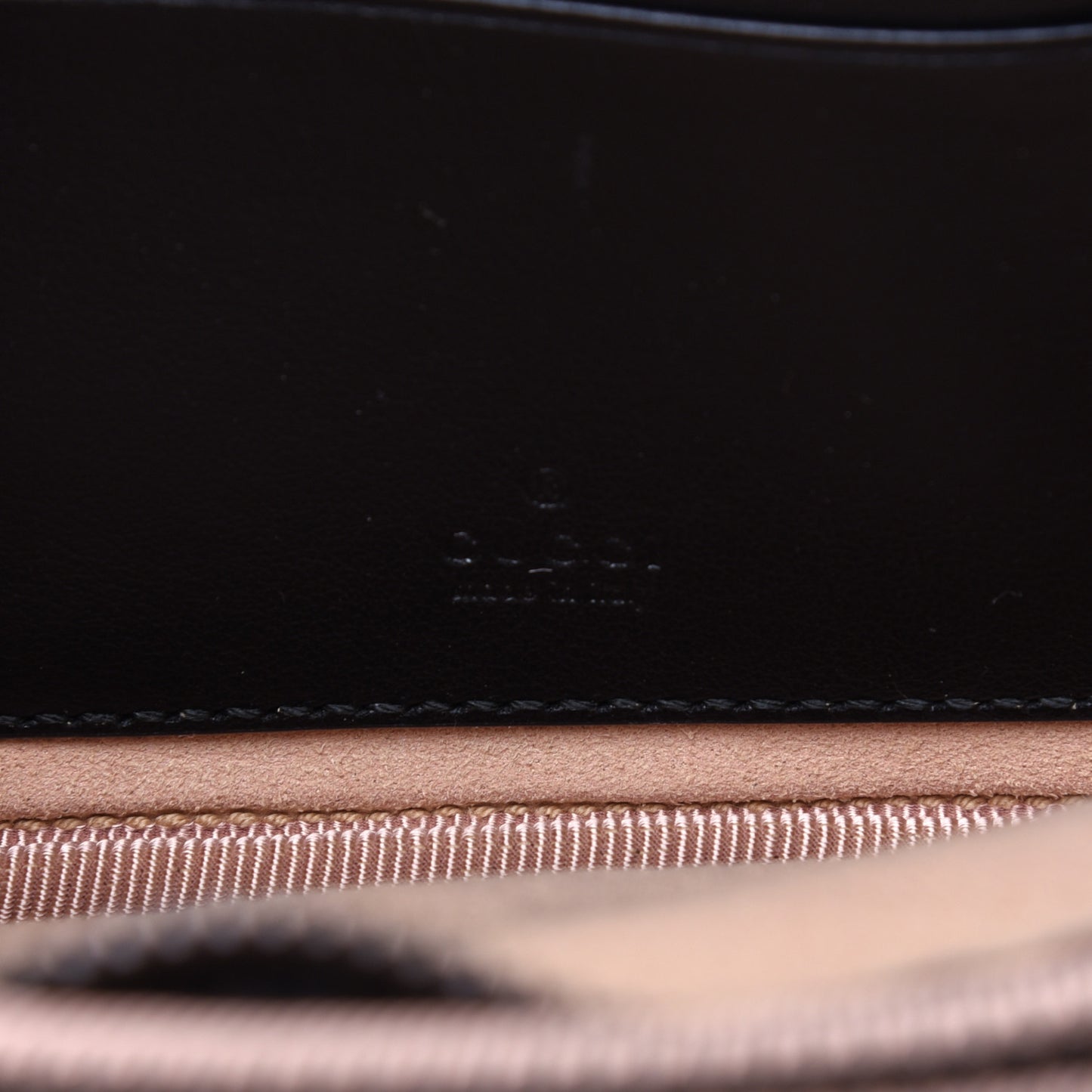 Calfskin Matelasse Mini GG Marmont Chain Crossbody Bag Black