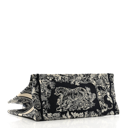 Christian Dior Canvas Embroidered Medium Dioriviera Toile De Jouy Reverse Book Tote Blue 4 of 15