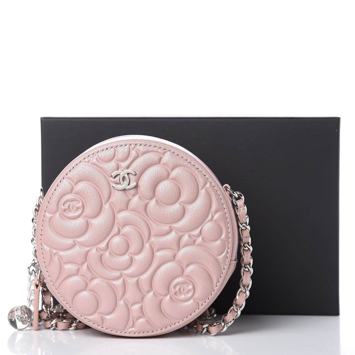 Goatskin Camellia Quilted Round Clutch With Chain Light Pink