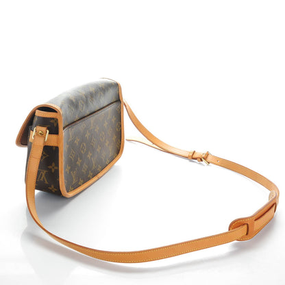 Louis Vuitton Monogram Sologne 3 of 9