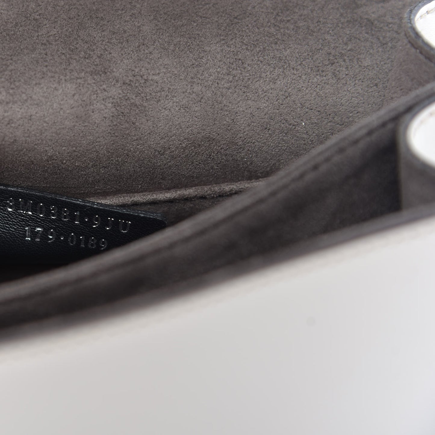 Vitello Liberty Lucido Catalan Mirror Hypnoteyes Studded Small Kan I Shoulder Bag Grigio Polvere Bordeaux Multicolor