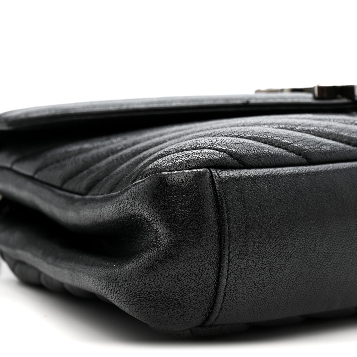 Saint Laurent Sheepskin Matelasse Chevron Monogram Medium College Bag Light Coal 11 of 15