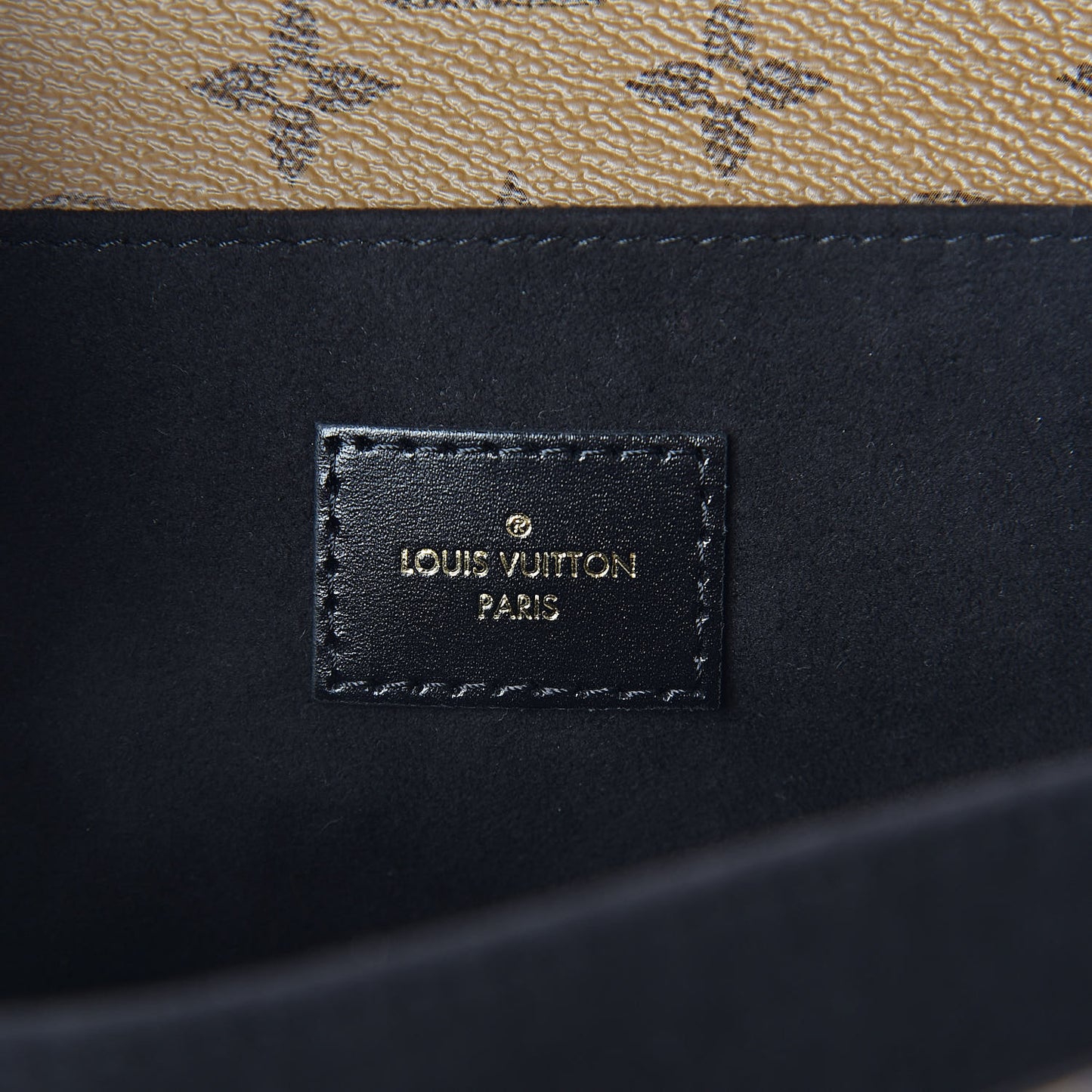Reverse Monogram Pochette Metis