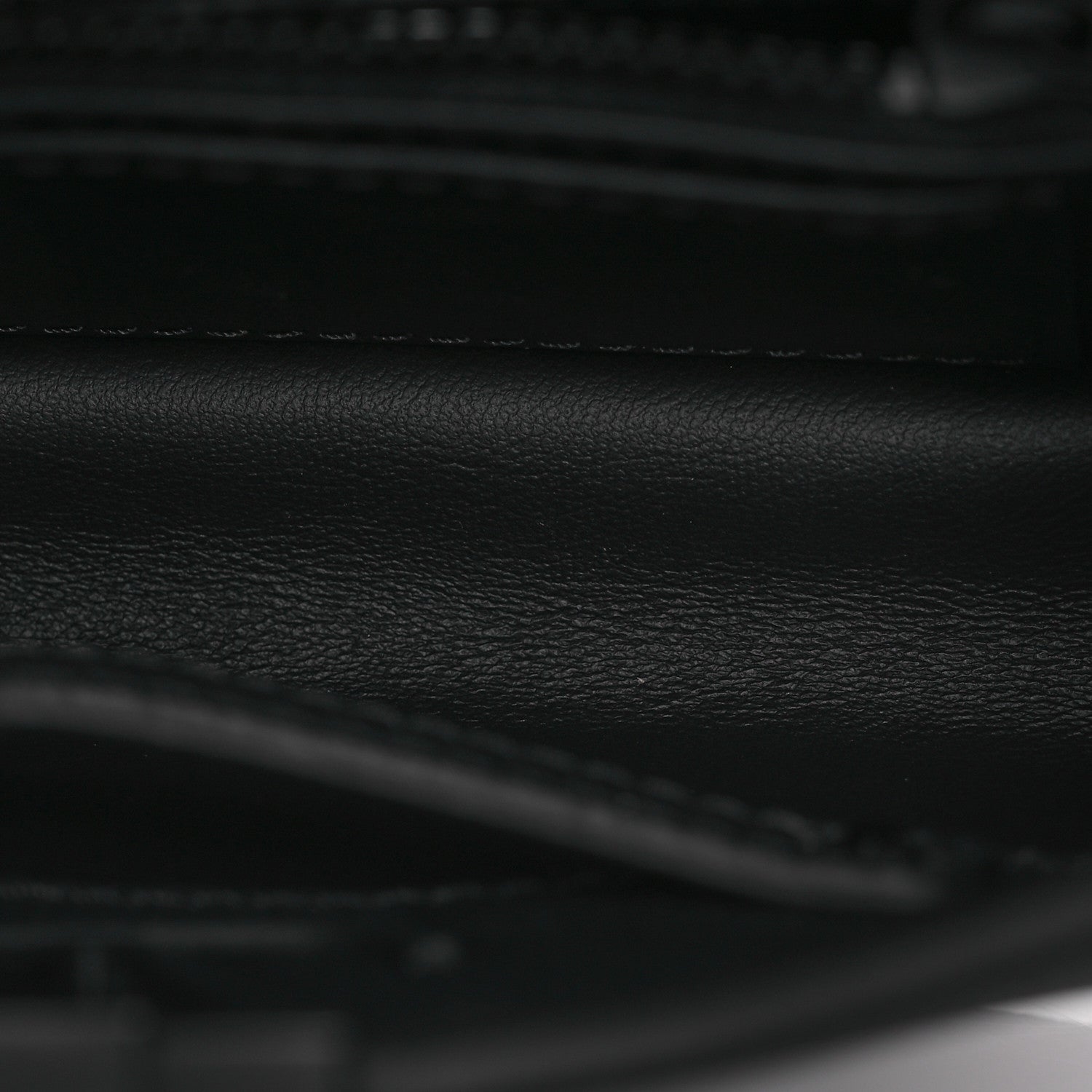 Louis Vuitton Taurillon Capucines East West Mini Matte Black 5 of 17
