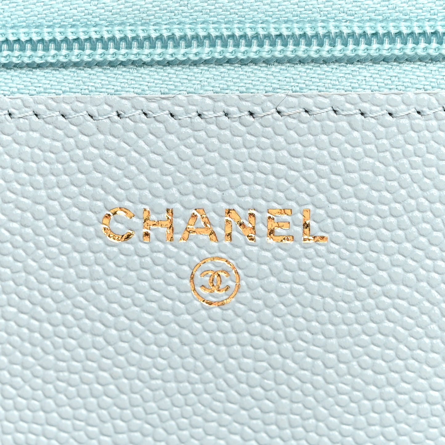 Caviar Quilted Wallet on Chain WOC Light Blue
