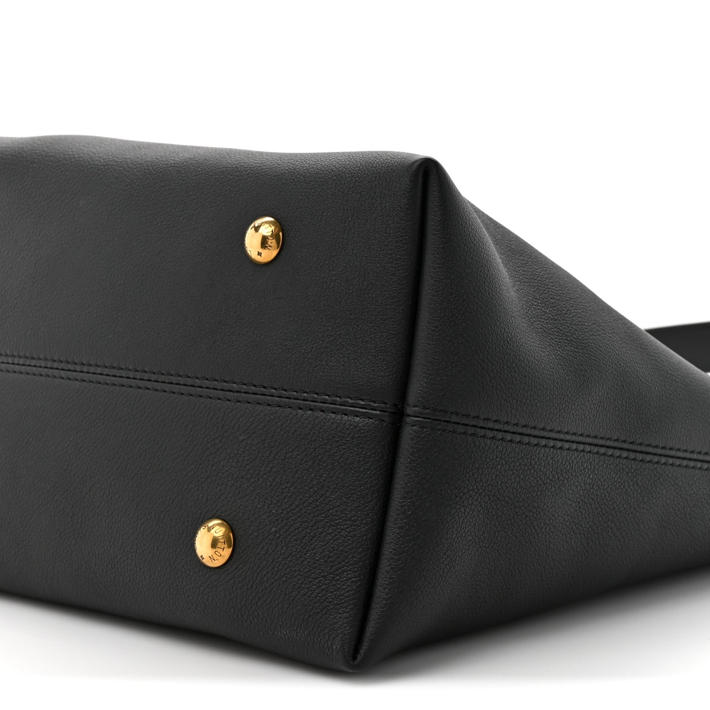 Grained Calfskin Low Key Hobo MM Black