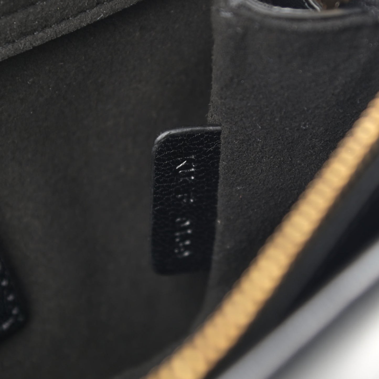 Sugar Goatskin Cross 3 Crossbody Bag Black