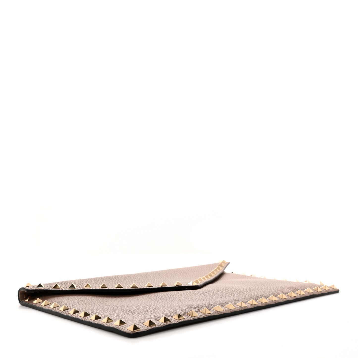 Pebbled Calfskin Large Rockstud Envelope Clutch Poudre