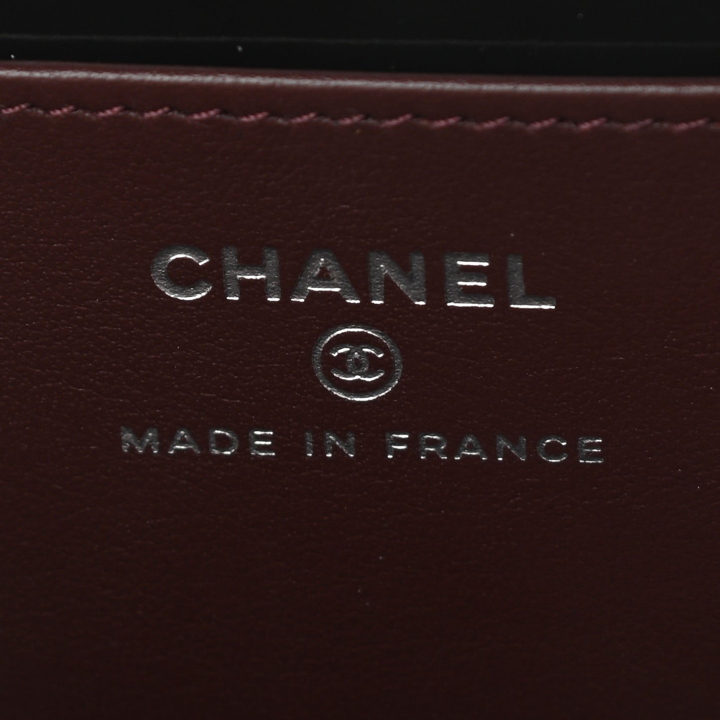Caviar Quilted CC Vanity Case With Chain Black
