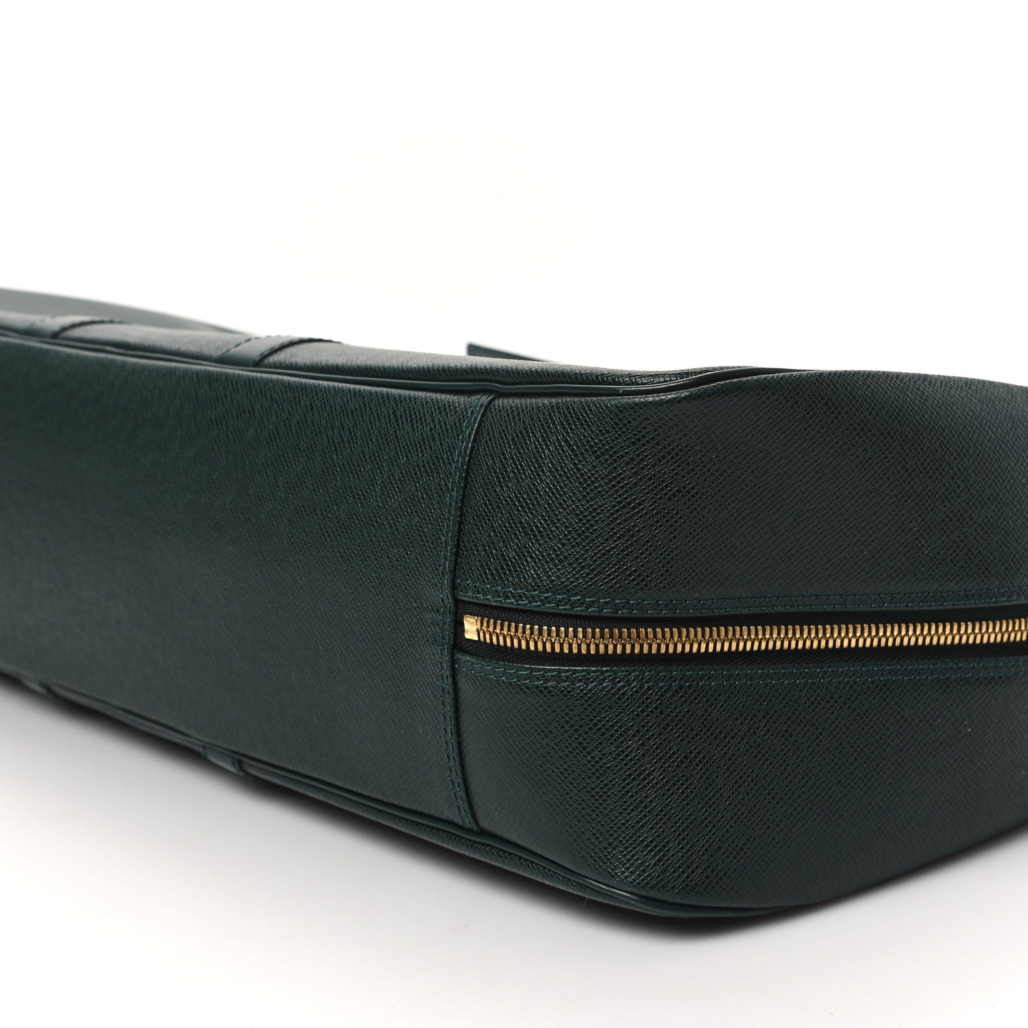 Louis Vuitton Taiga Helanga 1 Poche Epicea 8 of 9