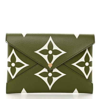 Louis Vuitton Monogram Giant Kirigami Pochette Set 3 of 11