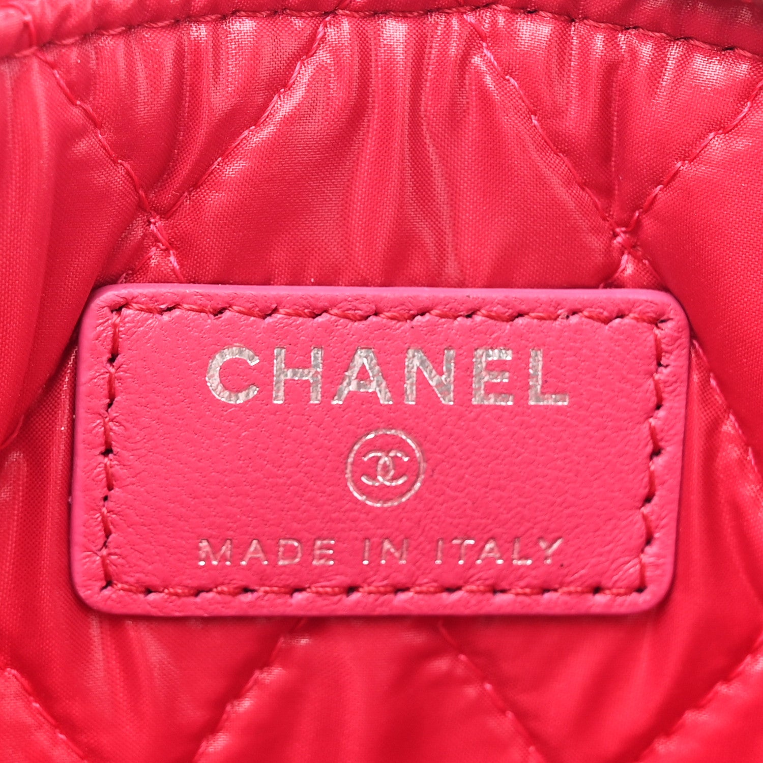 Chanel Patent Calfskin Quilted Valentine Hearts Medium O Cosmetic Case Dark Pink 6 of 8