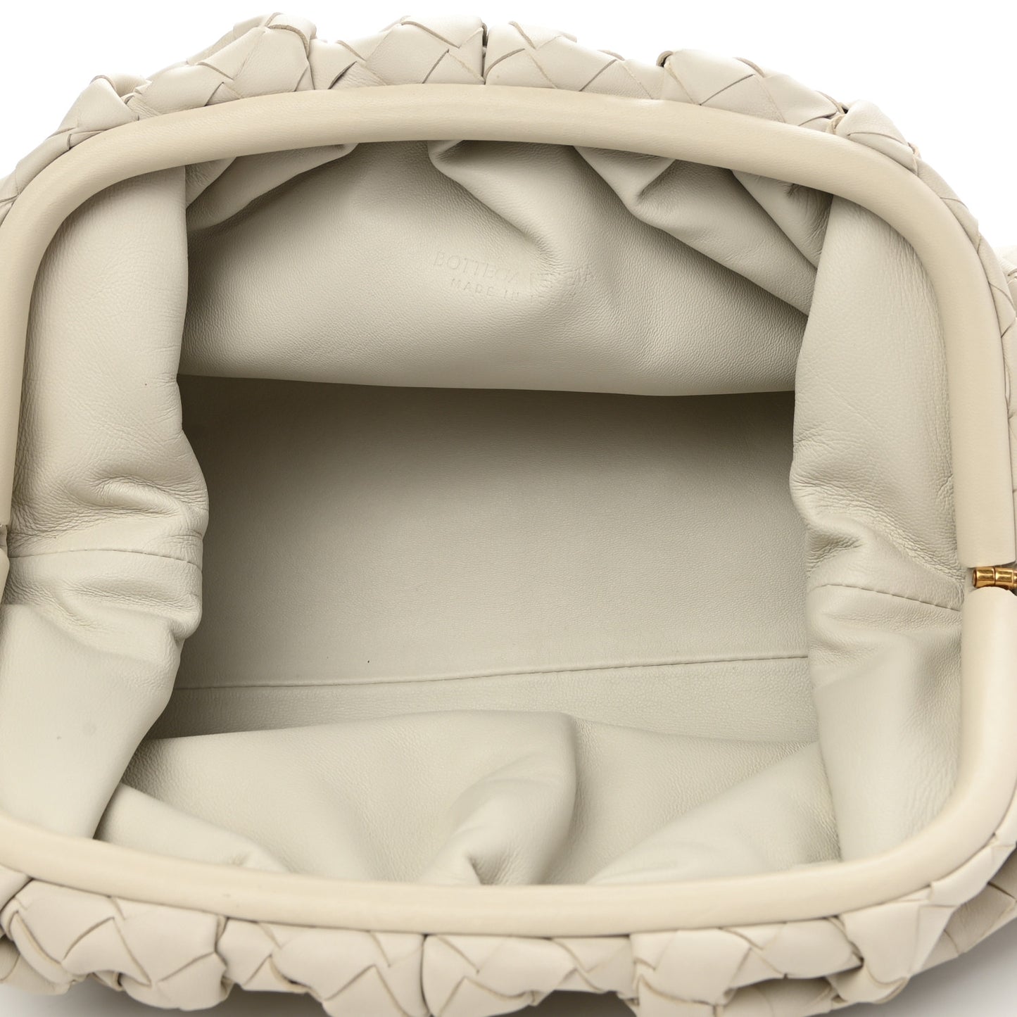 Nappa Maxi Intrecciato The Pouch Oversized Clutch Plaster