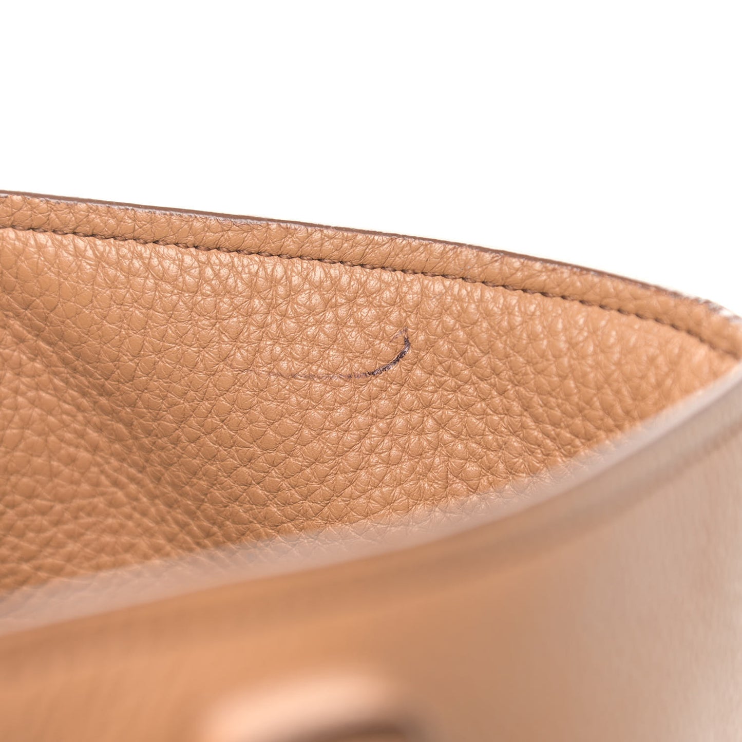 Vitello Daino Pocket Shopping Tote Cammeo