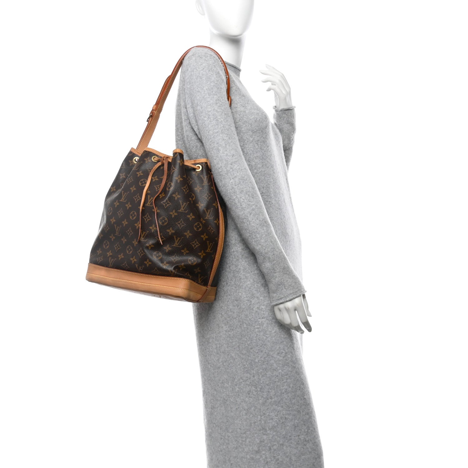 Louis Vuitton Monogram Noe 2 of 14
