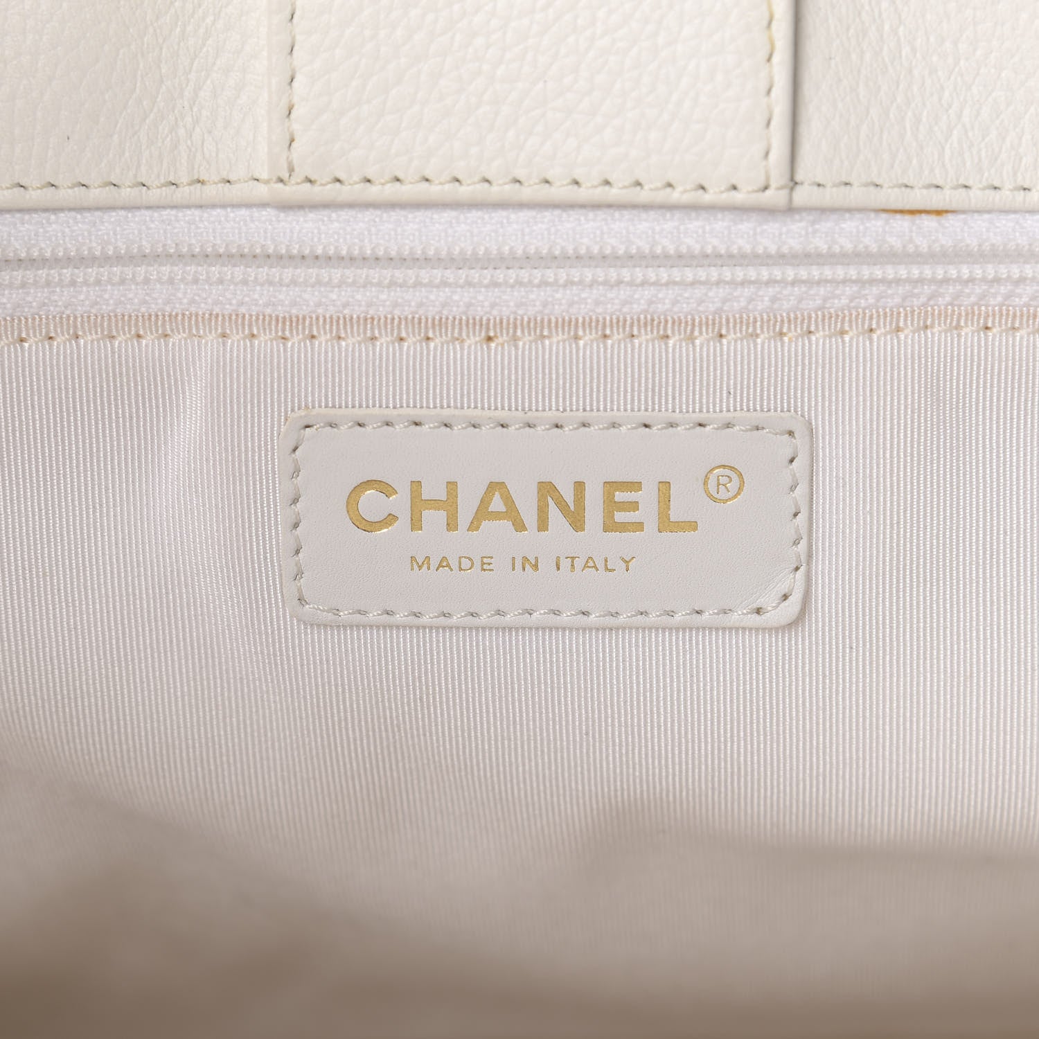 Chanel Calfskin Cerf Executive Shopper Tote White 10 of 13