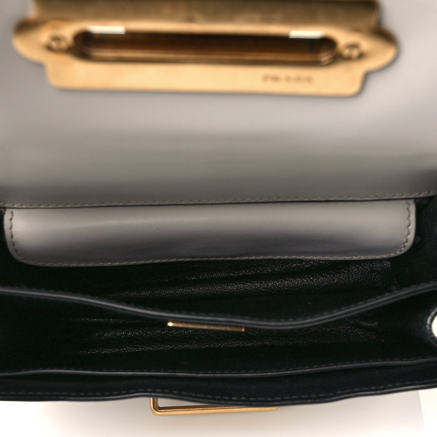 City Calf Saffiano Cahier Bag Talco Black
