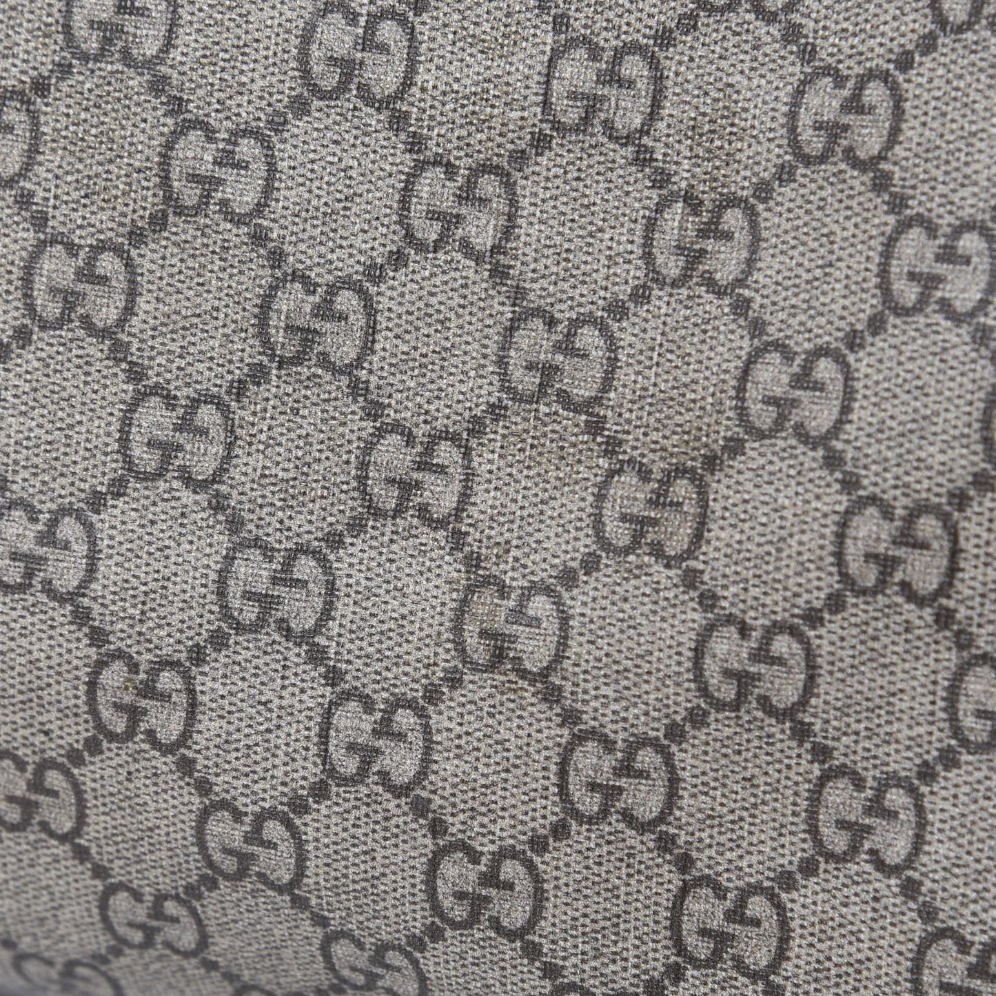 GG Plus Monogram Tattoo Heart Medium Joy Boston Dark Brown
