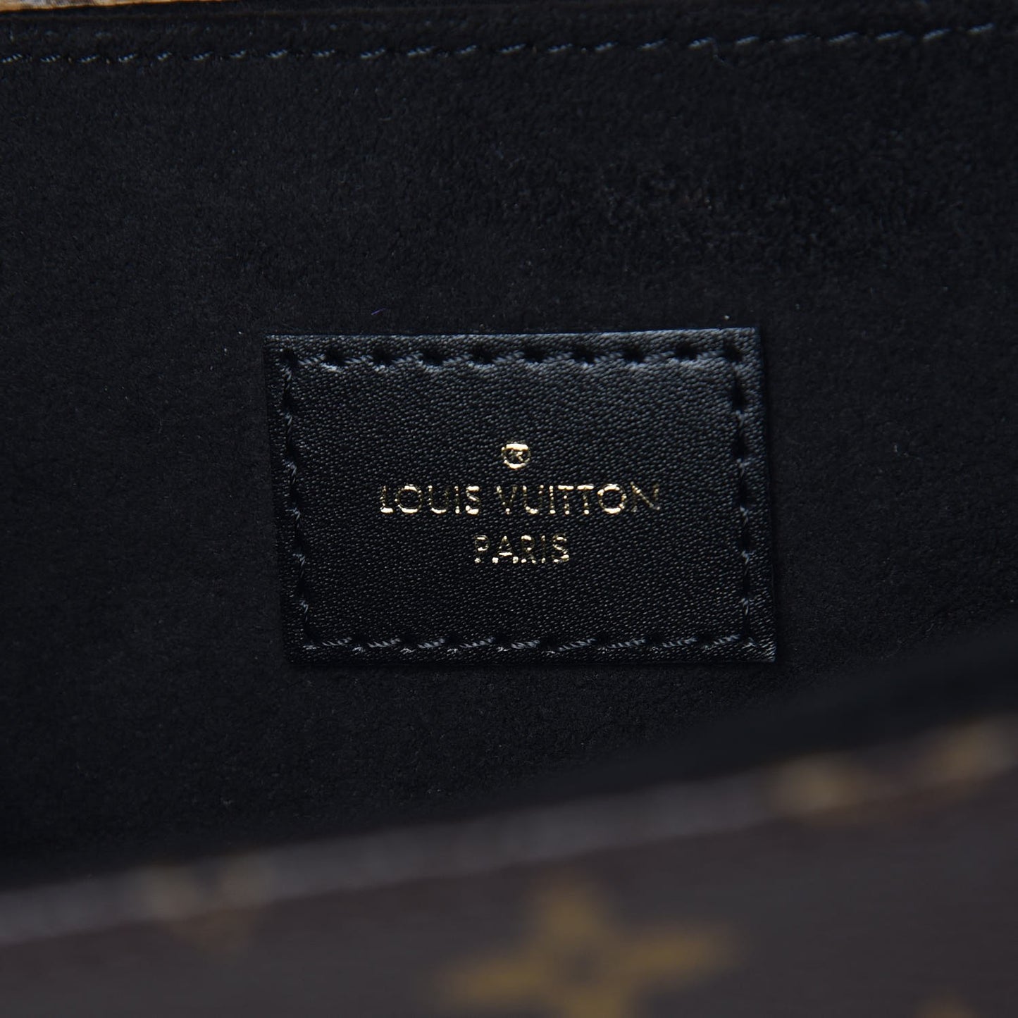 Reverse Monogram Pochette Metis