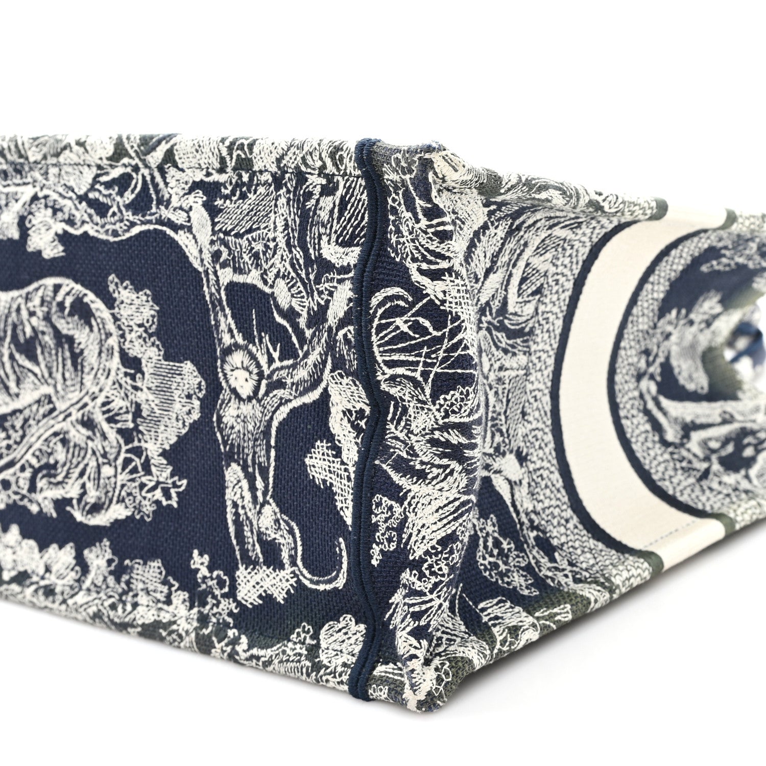 Christian Dior Canvas Embroidered Medium Dioriviera Toile De Jouy Book Tote Blue 10 of 13