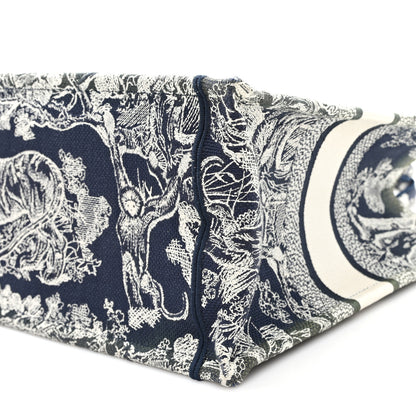 Christian Dior Canvas Embroidered Medium Dioriviera Toile De Jouy Book Tote Blue 10 of 13