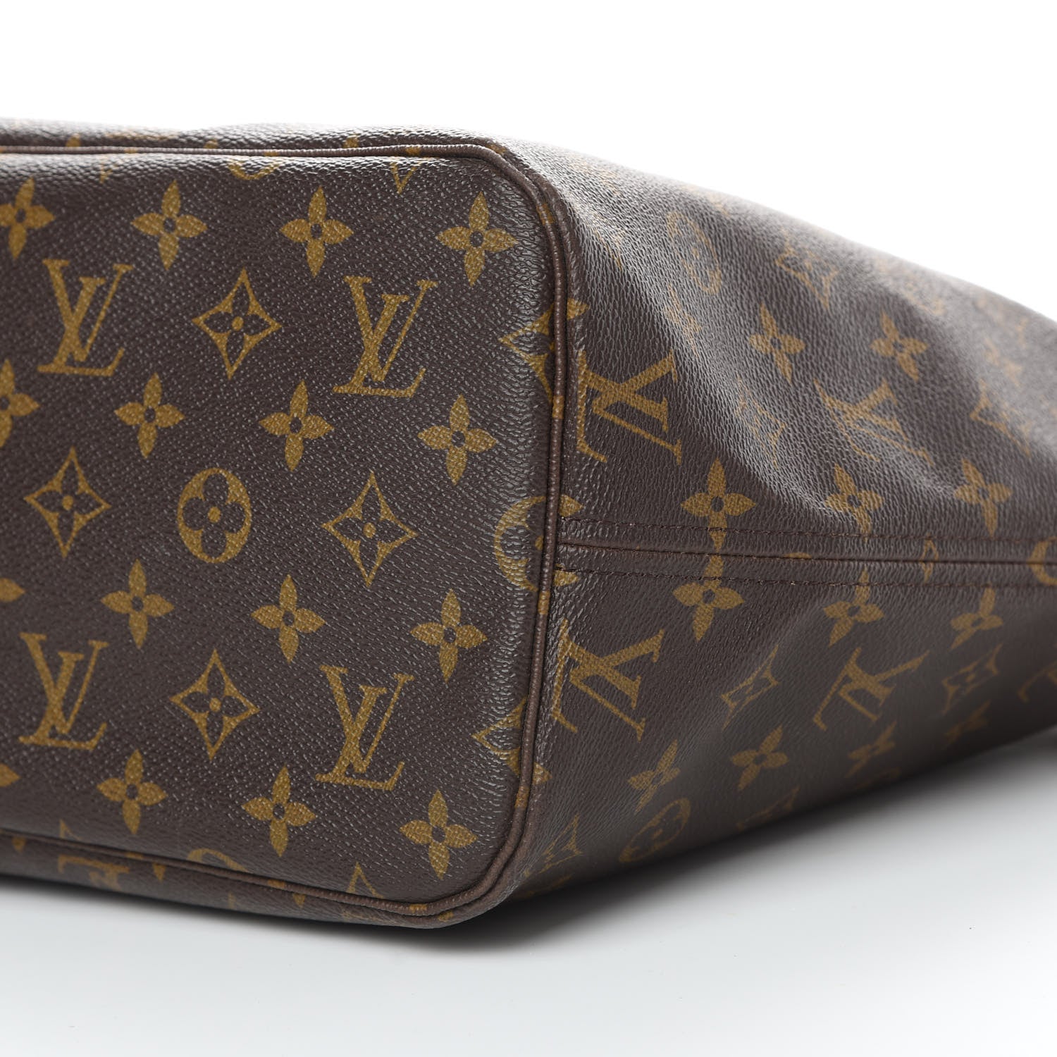 Louis Vuitton Monogram Neverfull MM 10 of 15