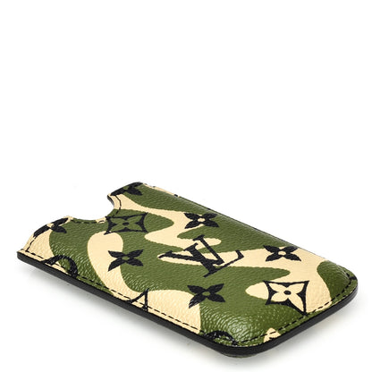 Louis Vuitton Monogramouflage iPhone Case 4 of 6
