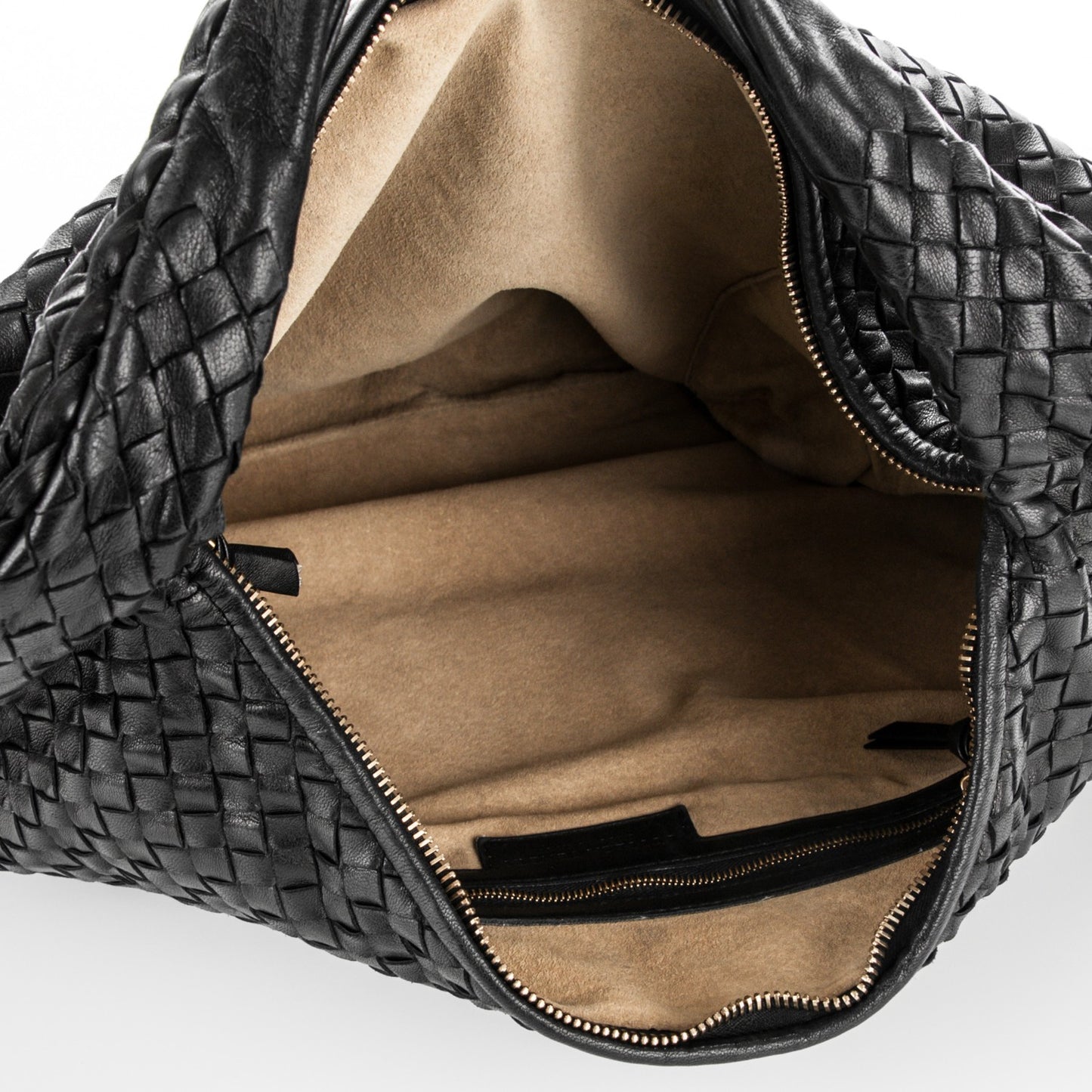 Nappa Intrecciato Large Veneta Hobo Nero Black