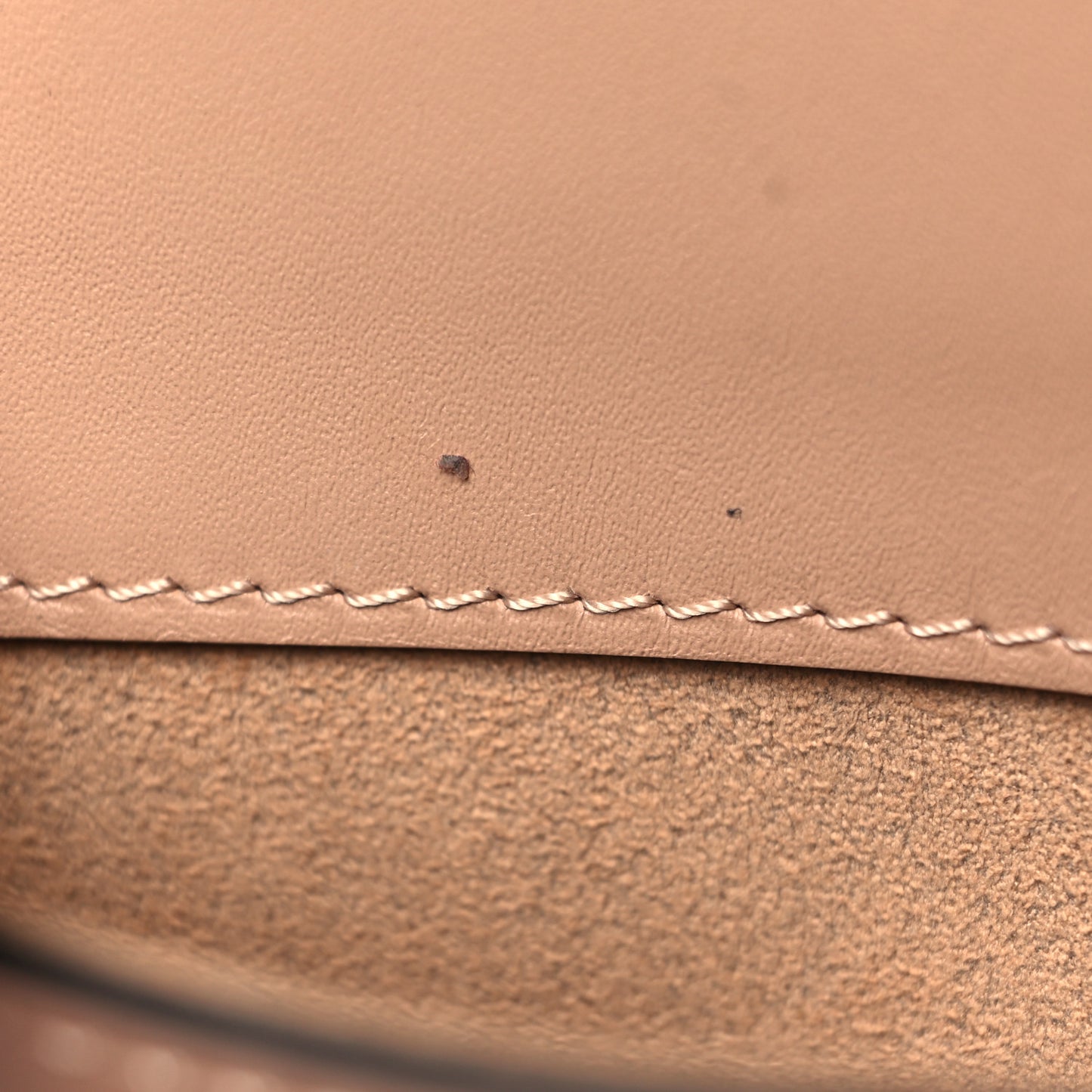 Calfskin Chain Louise GM Nude