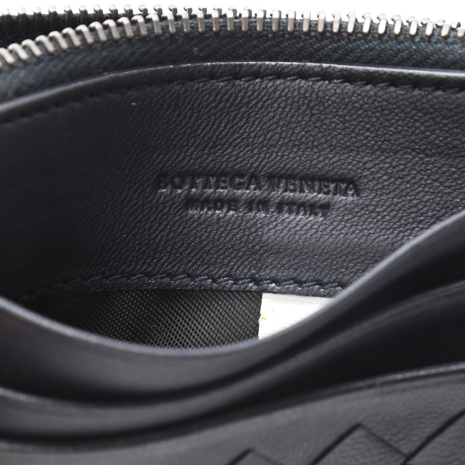 Bottega Veneta Calfskin Intrecciato Zip Card Holder Black 6 of 7