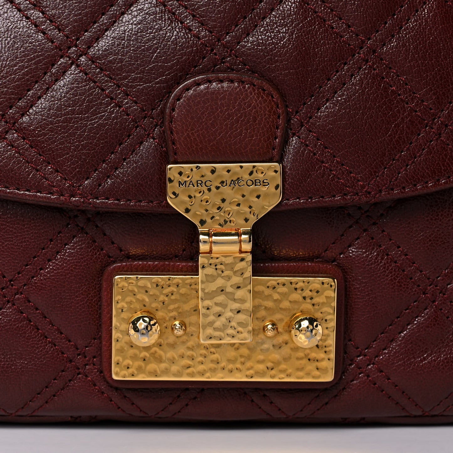Lacquered Lambskin Baroque The Medium Single Flap Bordeaux
