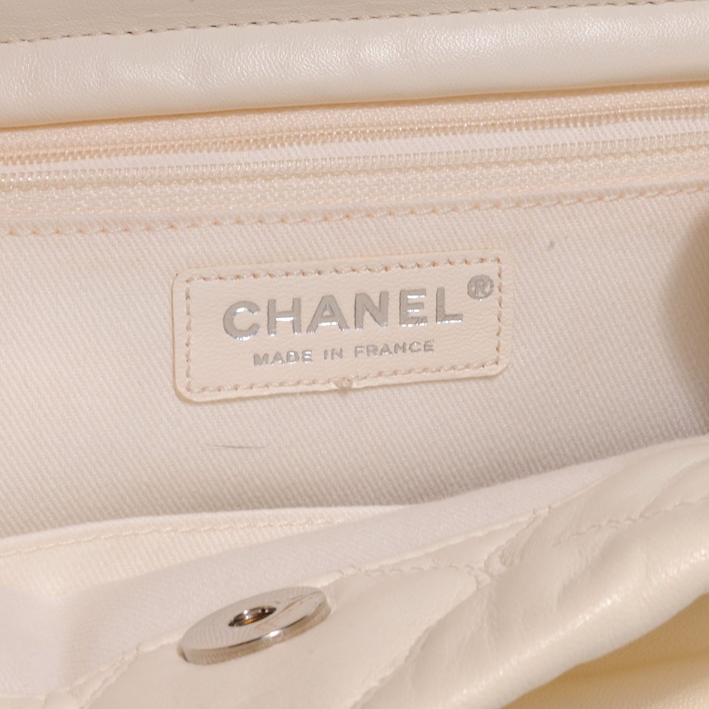 Lambskin Cells Accordion Tote Dark White