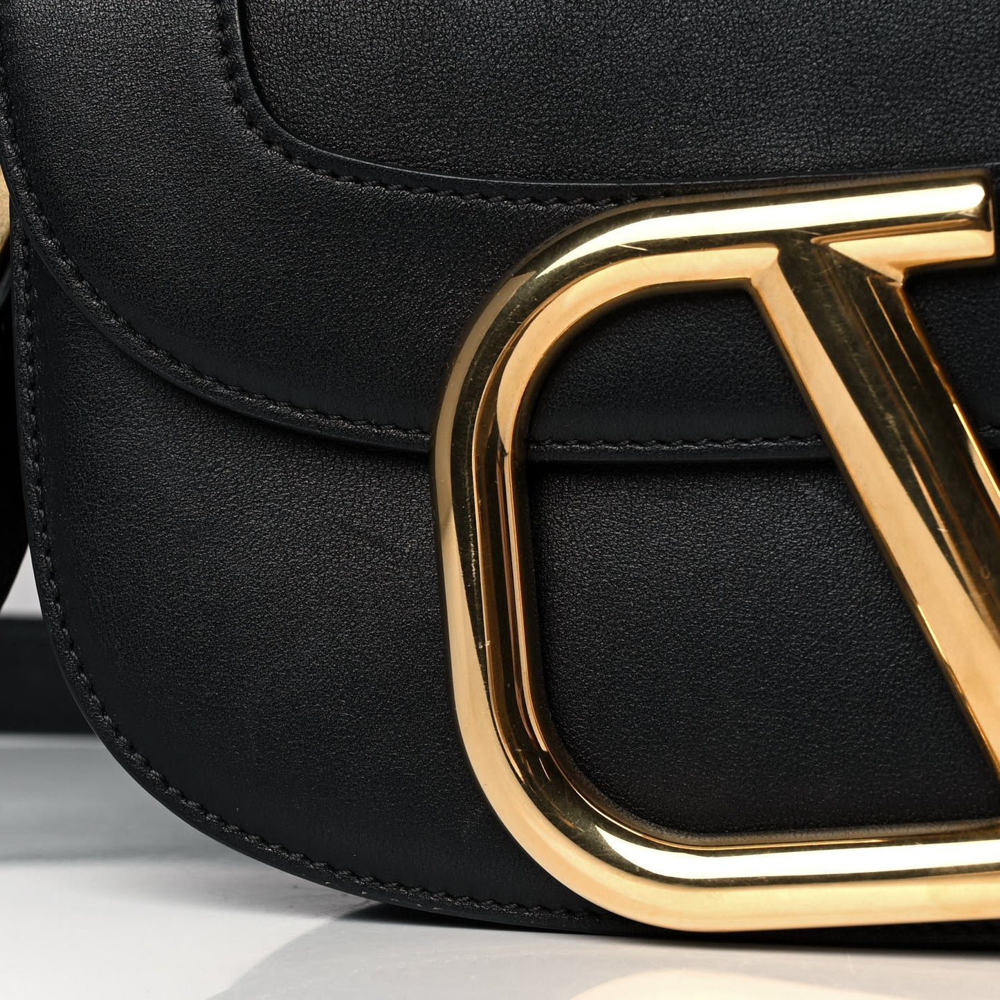 Smooth Calfskin Supervee Shoulder Bag Black
