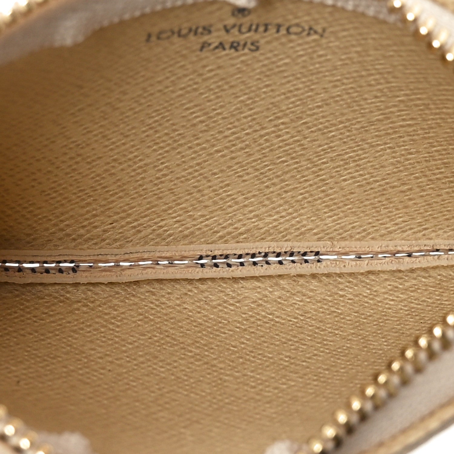 Louis Vuitton Damier Azur Key Pouch 5 of 8