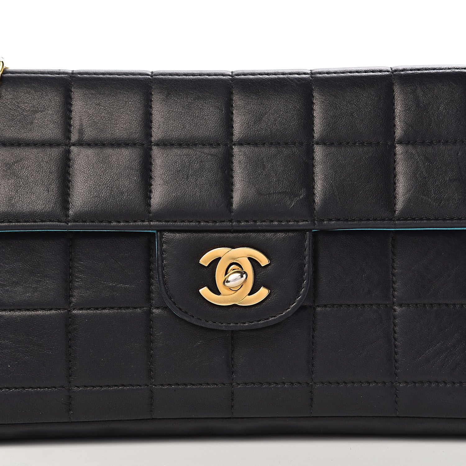 Chanel Lambskin Quilted East West Chocolate Bar Flap Navy 19 of 19