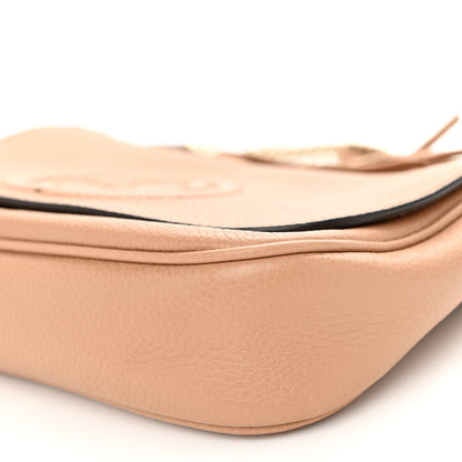 Gucci Pebbled Calfskin Medium Soho Flap Crossbody Camelia 10 of 10