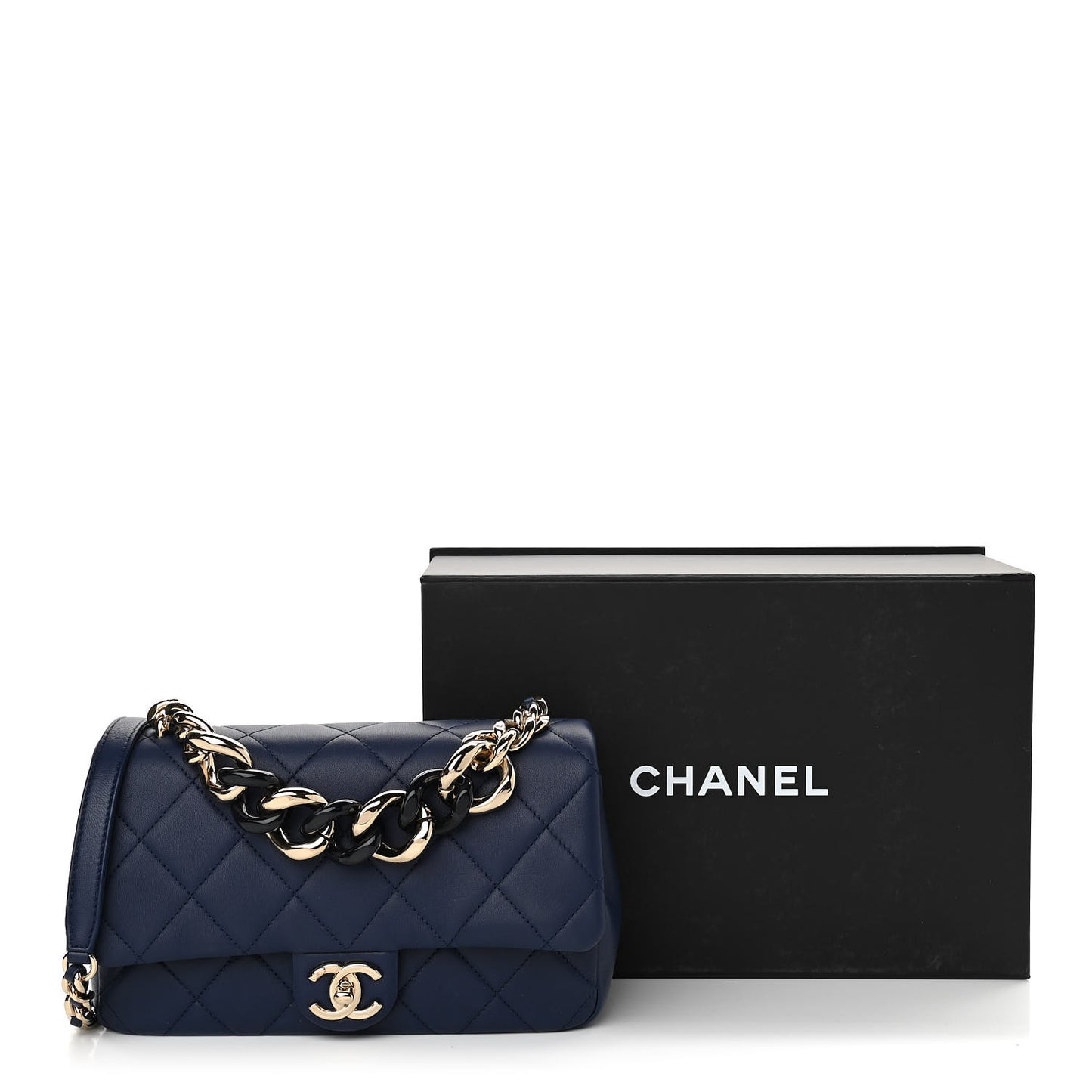 Lambskin Quilted Resin Bi-Color Chain Flap Bag Navy