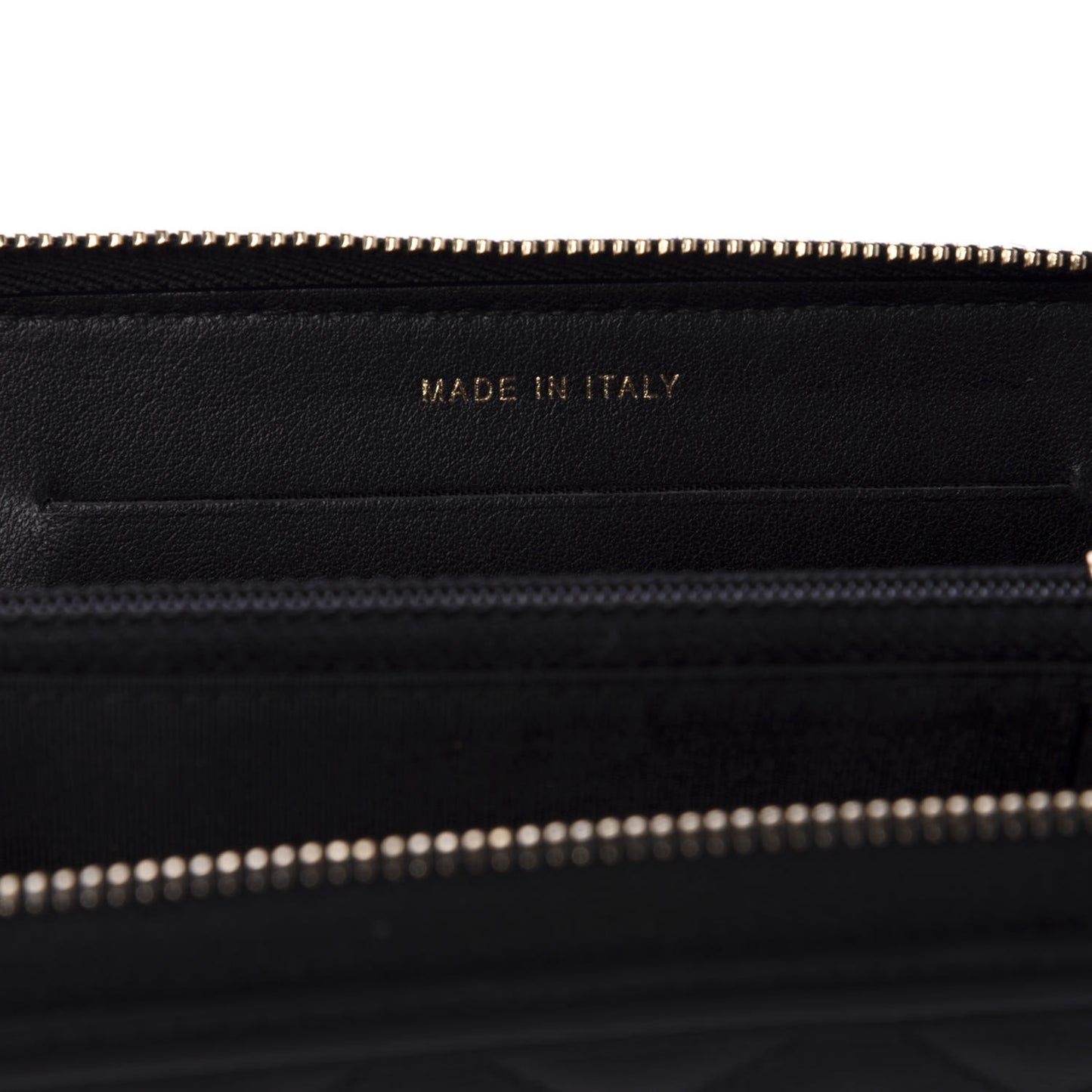 Caviar Quilted Medium Filigree Zip Around Wallet Black