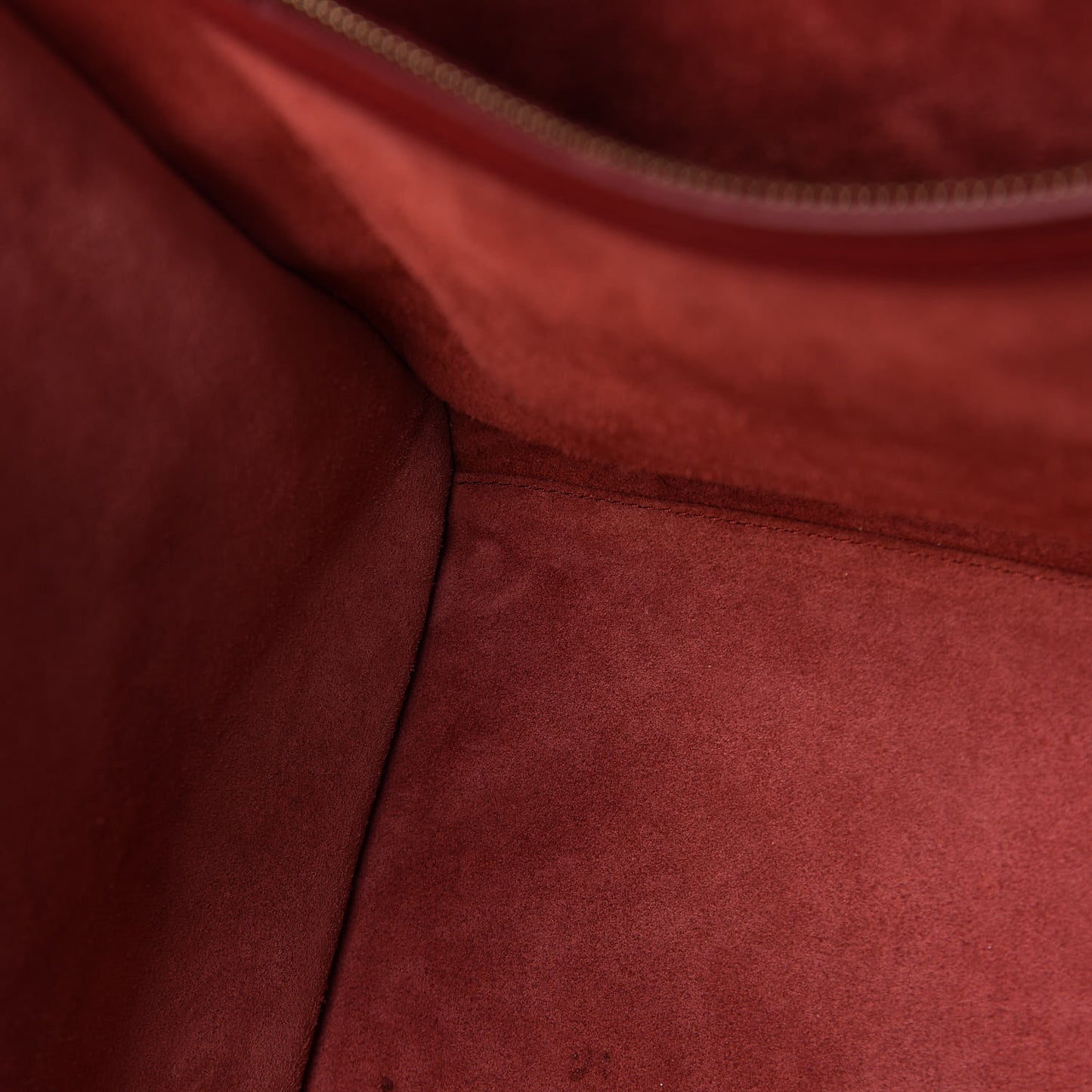 Supple Calfskin Medium Phantom Luggage Red