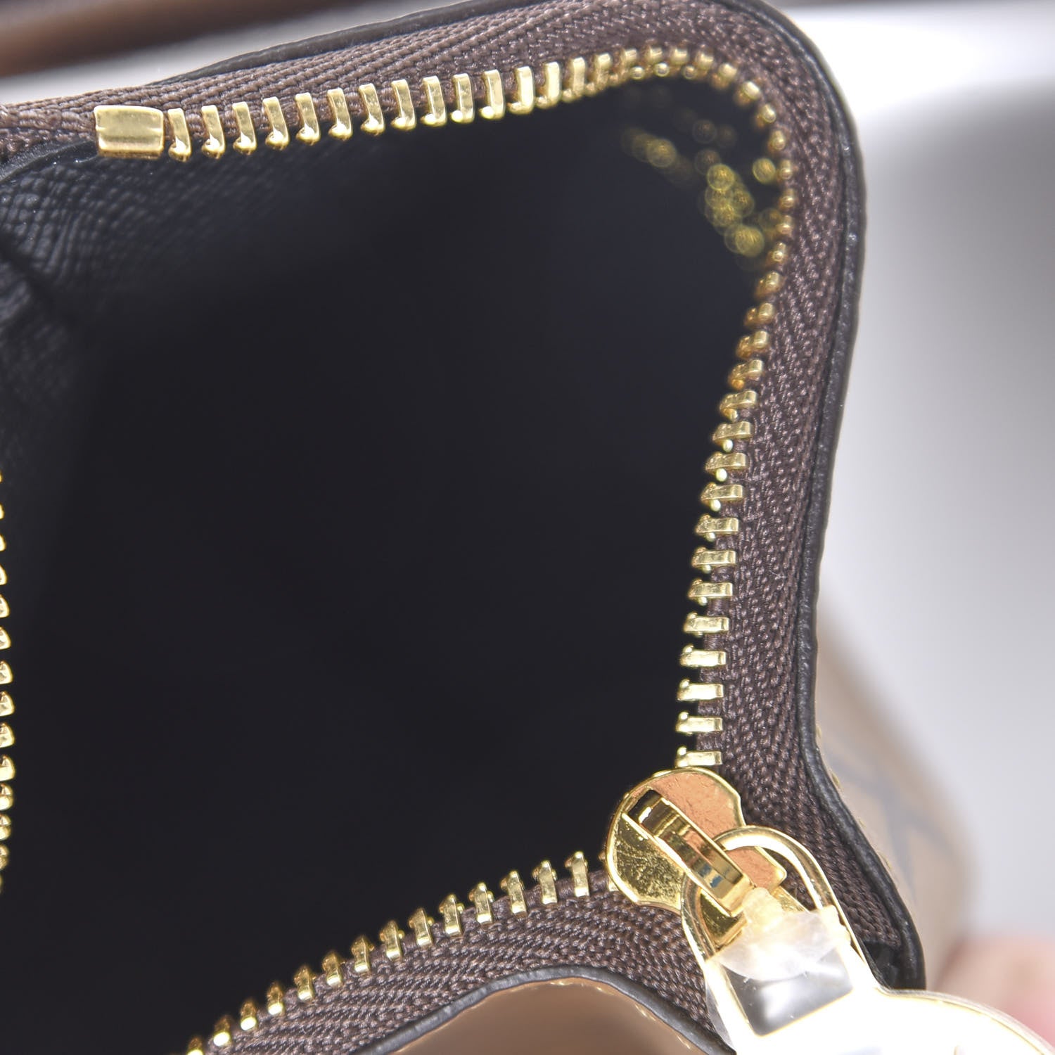 Louis Vuitton Reverse Monogram Giant Trio Pouch 6 of 12
