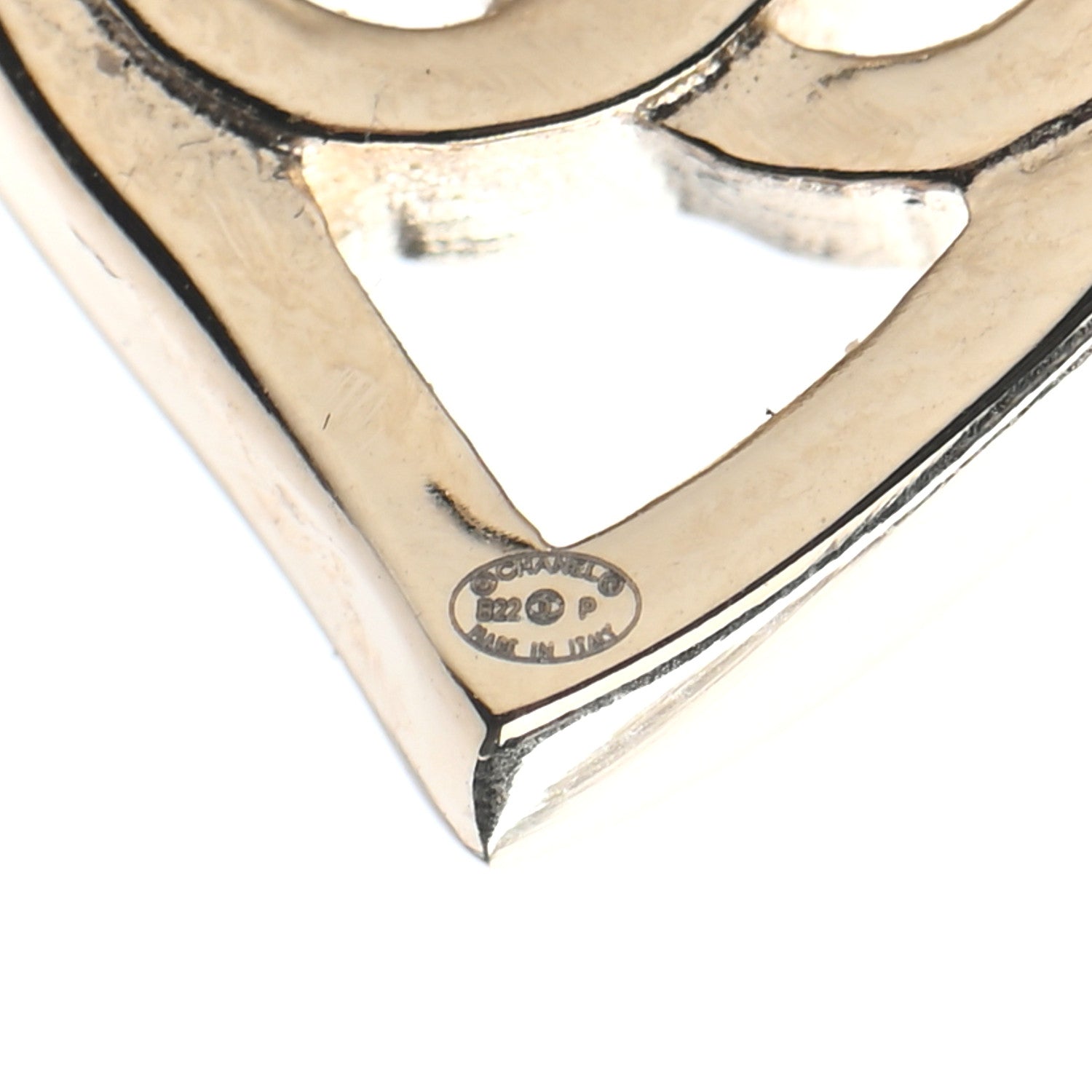 Chanel Metal CC Heart Coco In Love Earrings Gold 4 of 4