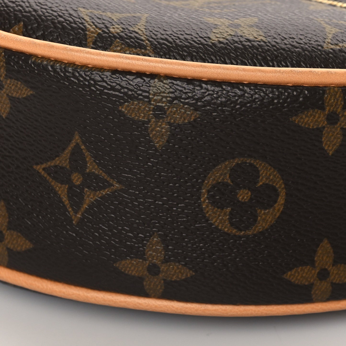 Monogram Loop