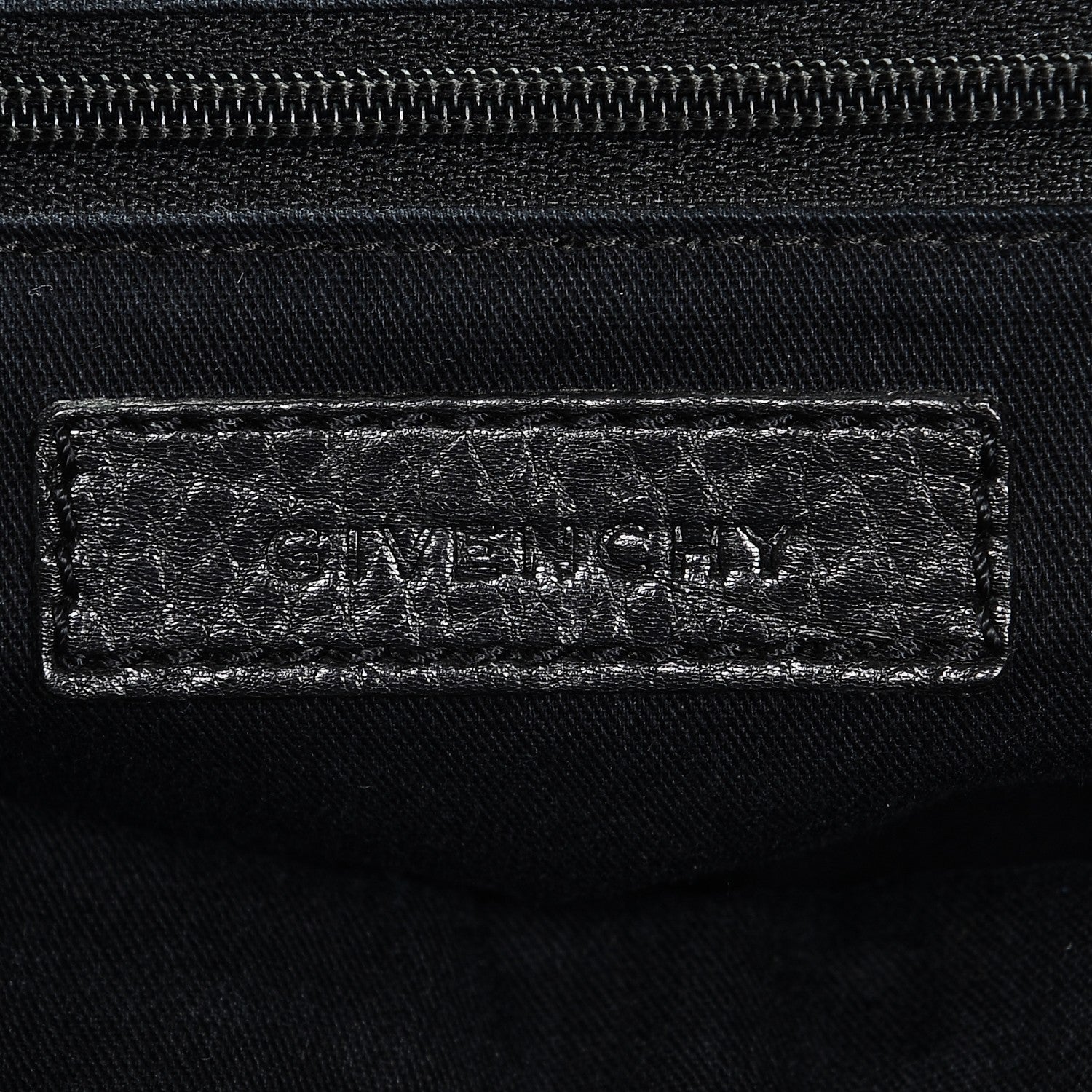 Givenchy Calfskin Large Chain Wrap Nightingale Black 7 of 7