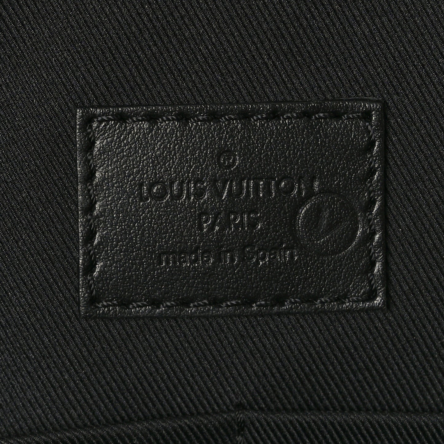 Monogram Eclipse Saumur Messenger NV Black