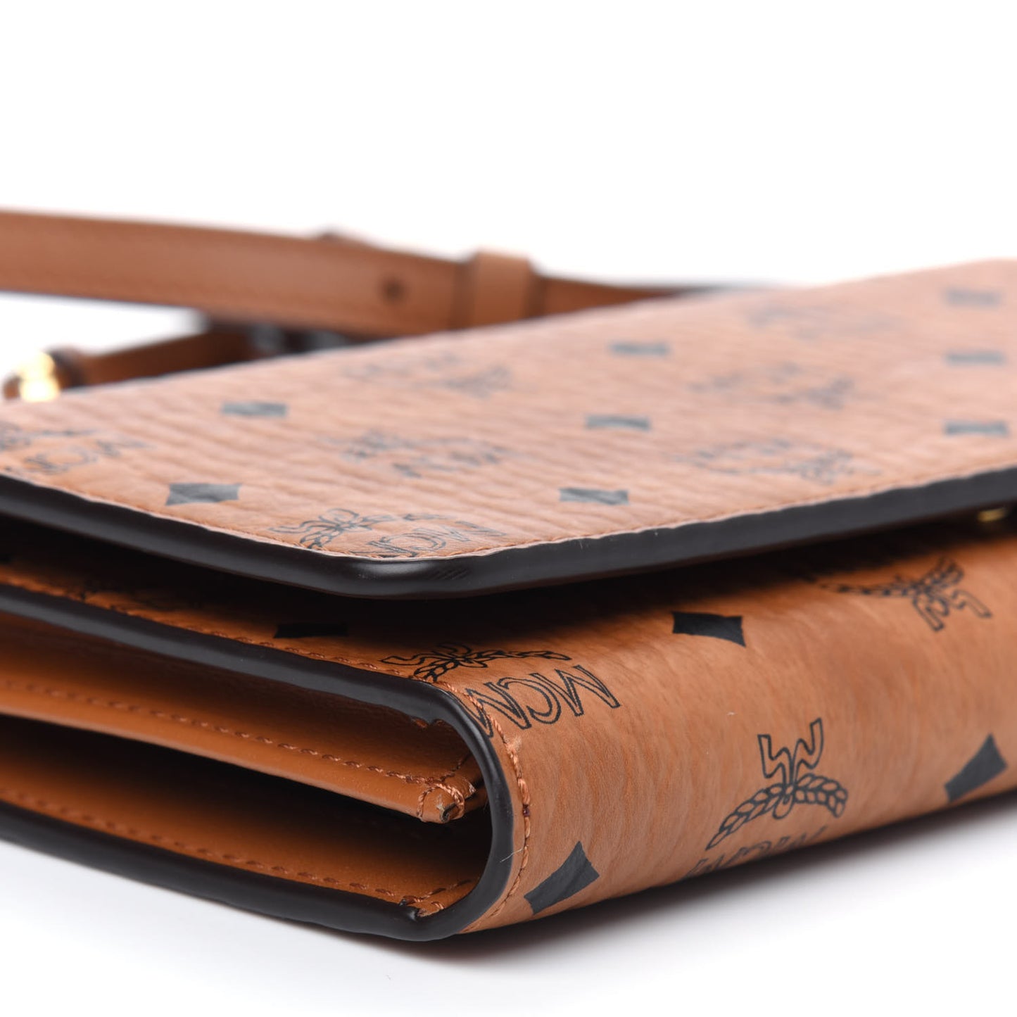 Visetos Chain Wallet Crossbody Cognac