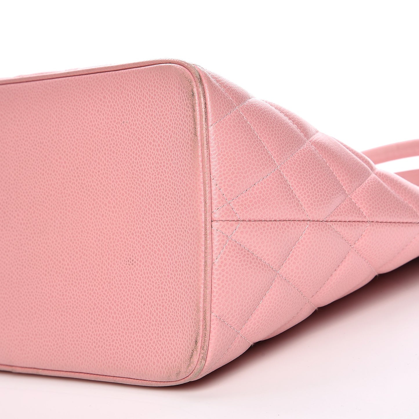 Caviar Quilted Medallion Tote Light Pink