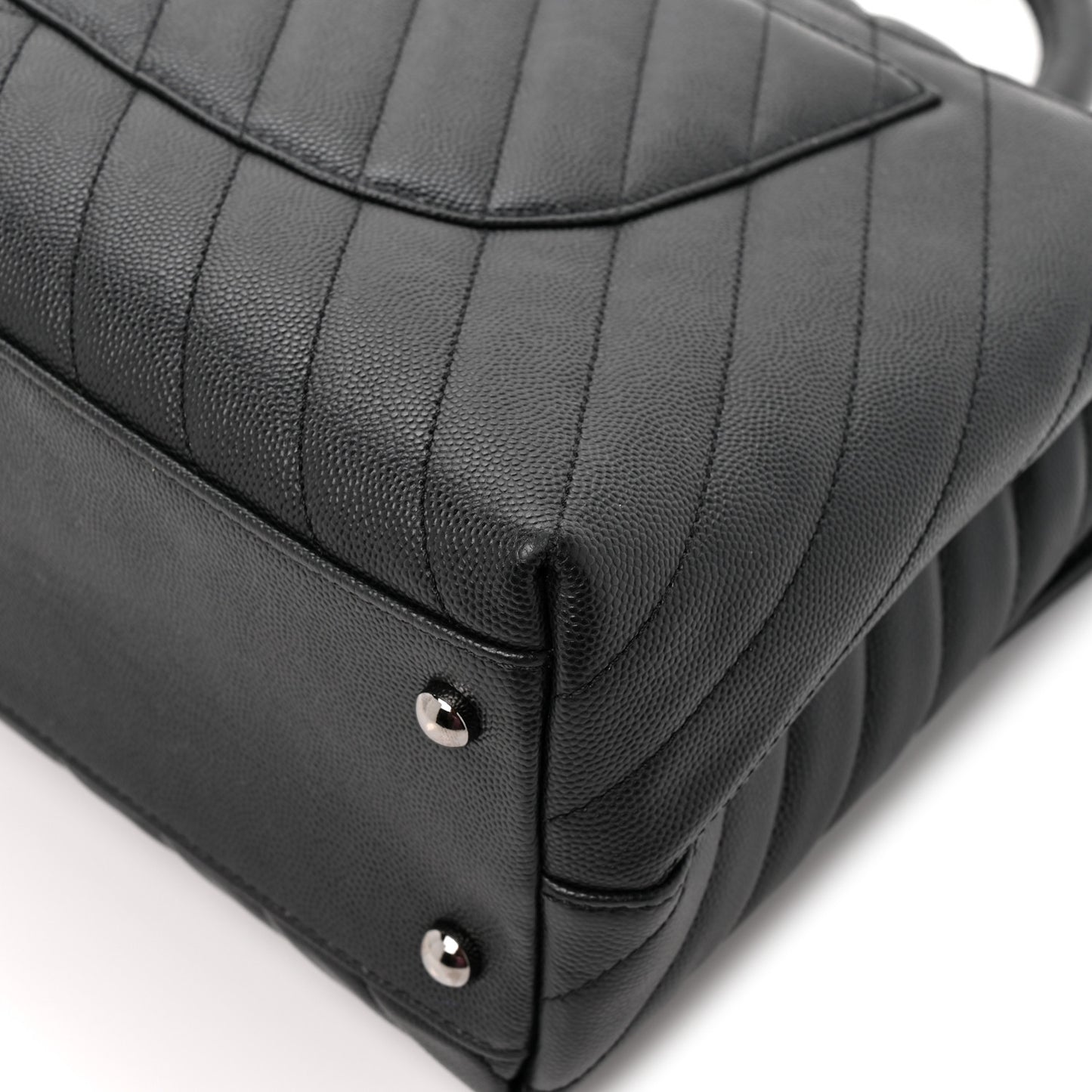 Caviar Chevron Quilted Medium Coco Handle Flap Black