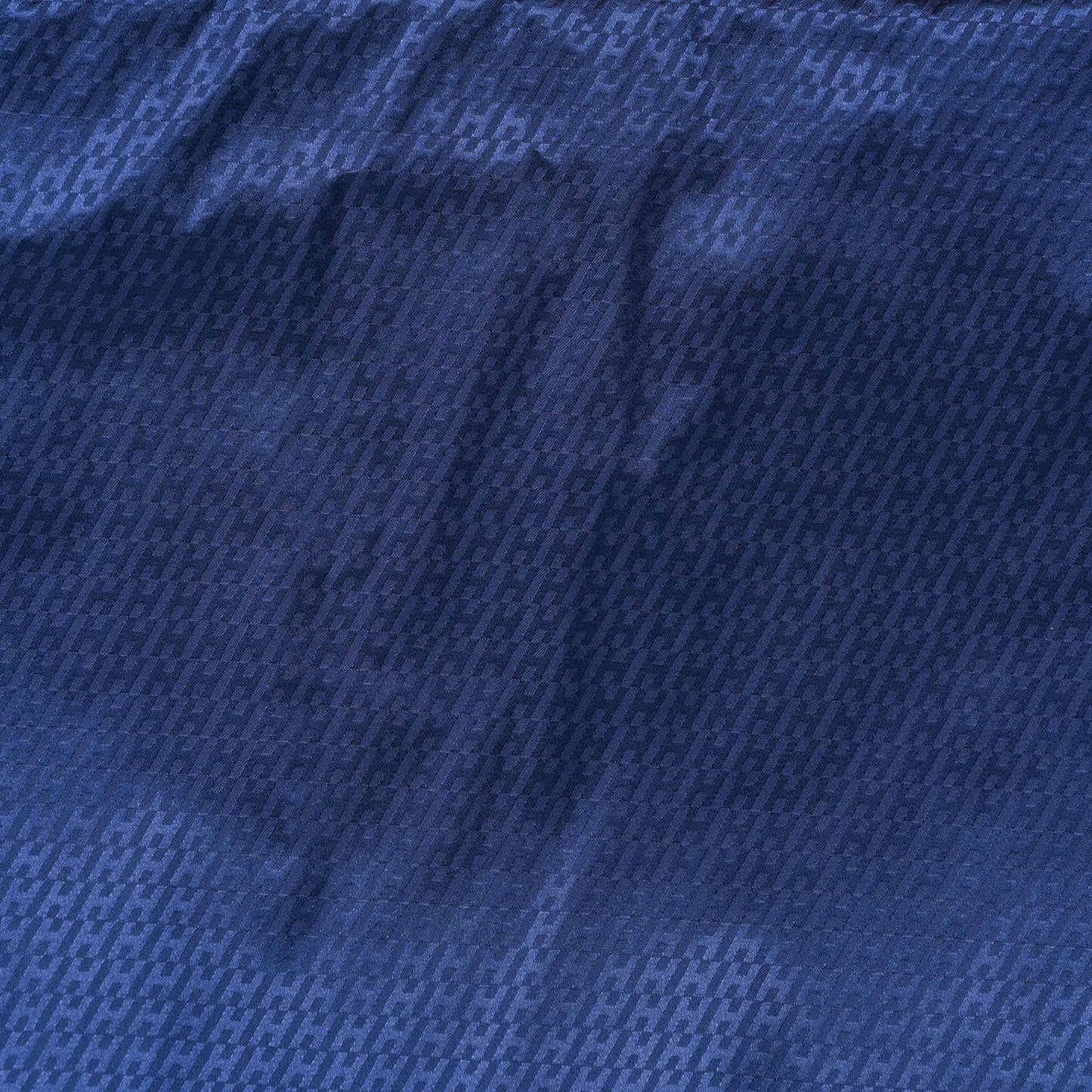 Technical Silk H en Bias Travelsilk Cube MM Bleu Saphir Fauve