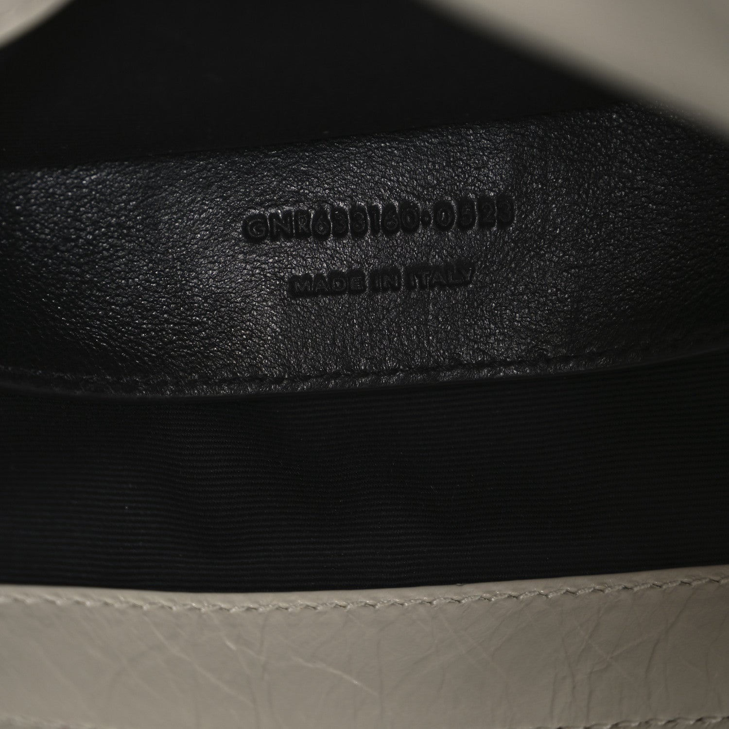 Saint Laurent Crinkled Calfskin Matelasse Monogram Baby Niki Chain Satchel Blanc Vintage 7 of 14