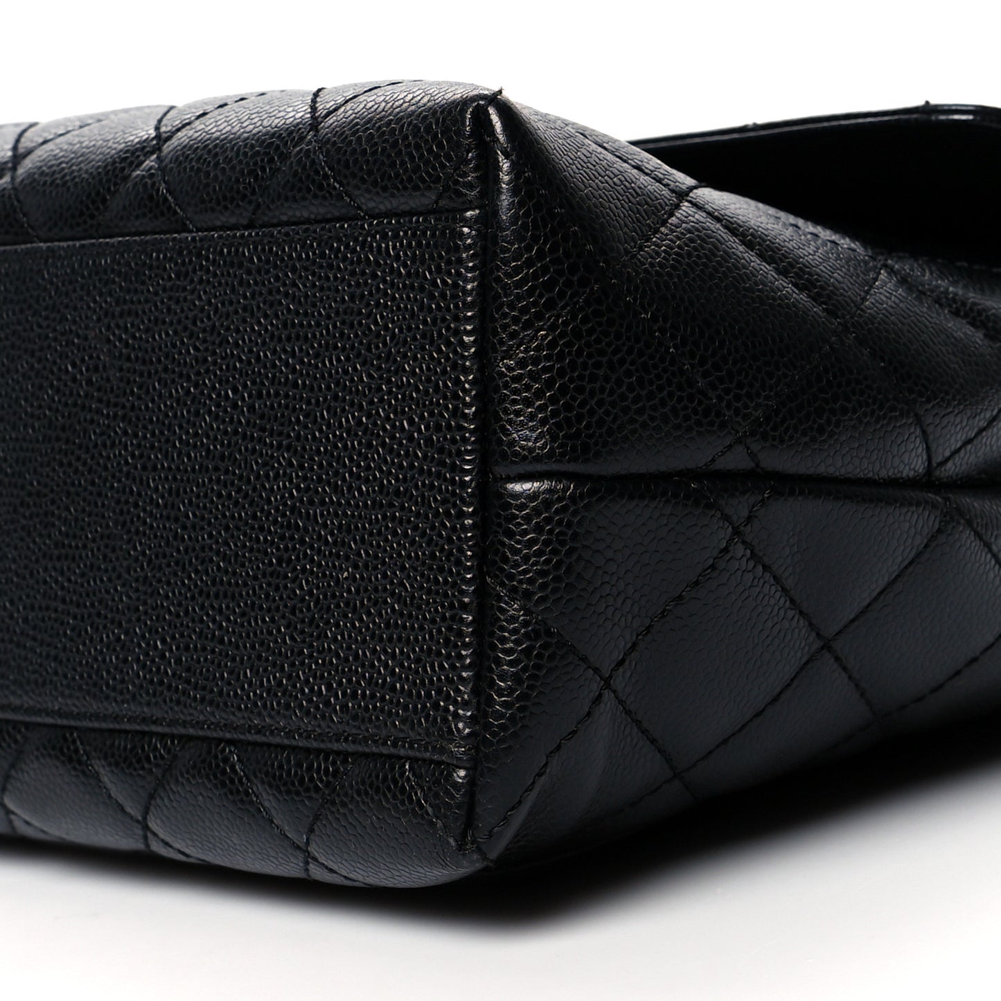 Caviar Quilted Jumbo Kelly Flap Black